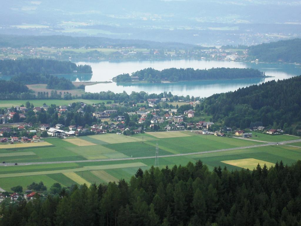 Gaestehaus Lutschounig ฟาคอัมซี ภายนอก รูปภาพ